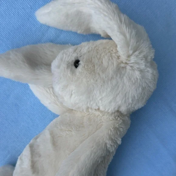 Jellycat Medium Bashful Cream Bunny Plush Toy - Picture 8 of 8